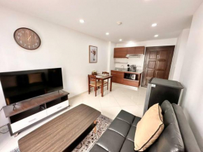 CONSERVATIVE 1 Bedroom In Park Lane
